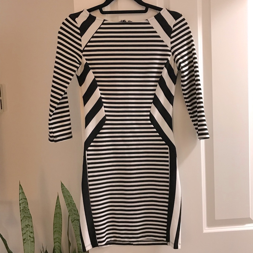Dynamite Striped Long Sleeve Bodycon Dress